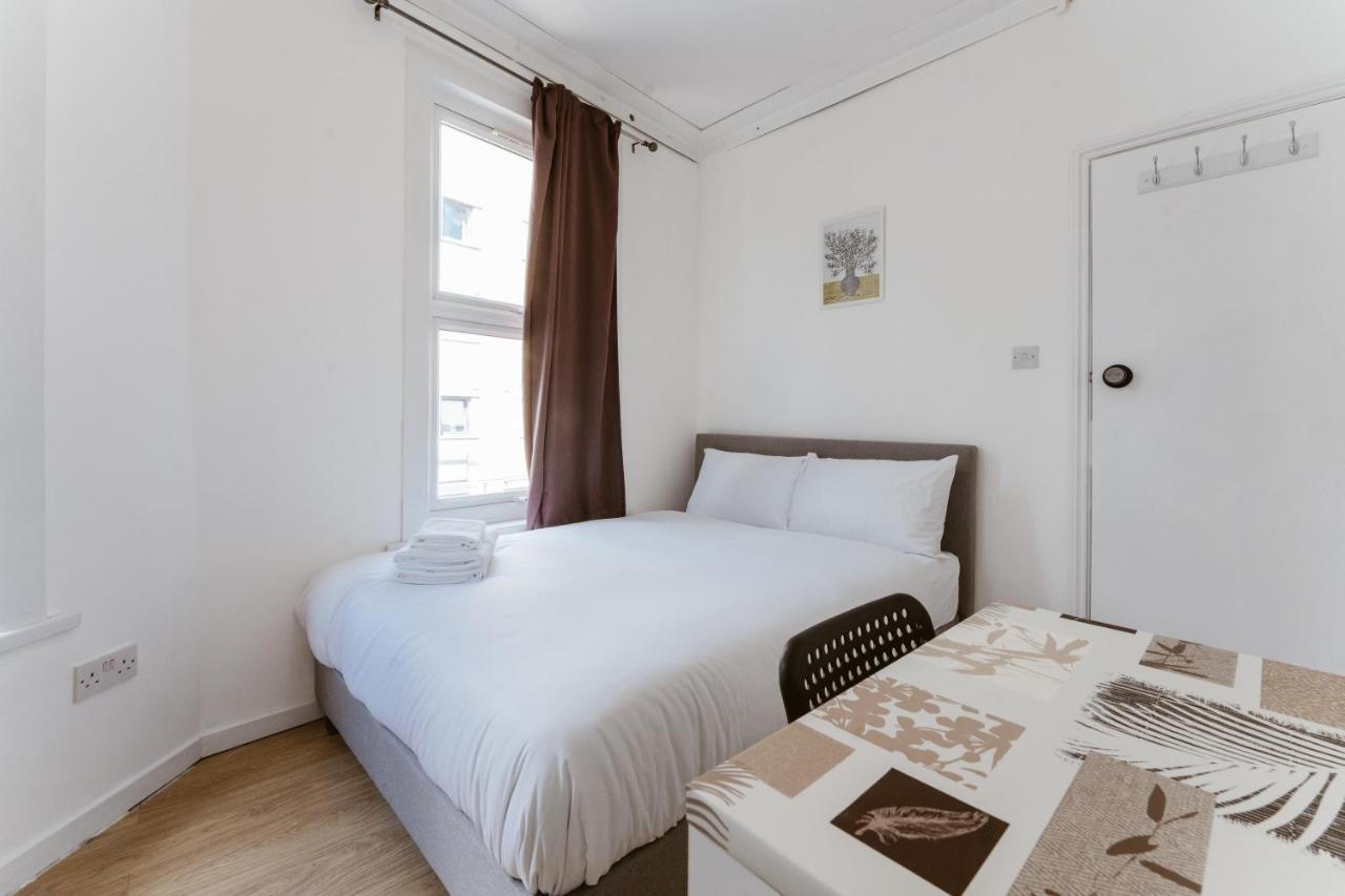 Mile End Double Rooms 27 Guest House London Ngoại thất bức ảnh
